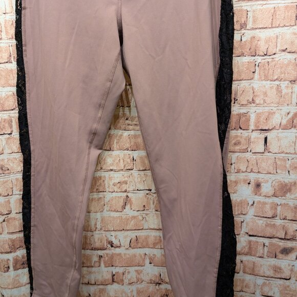 Walk Pop Pink Leggings with Black Side Panels - Picture 3 of 11